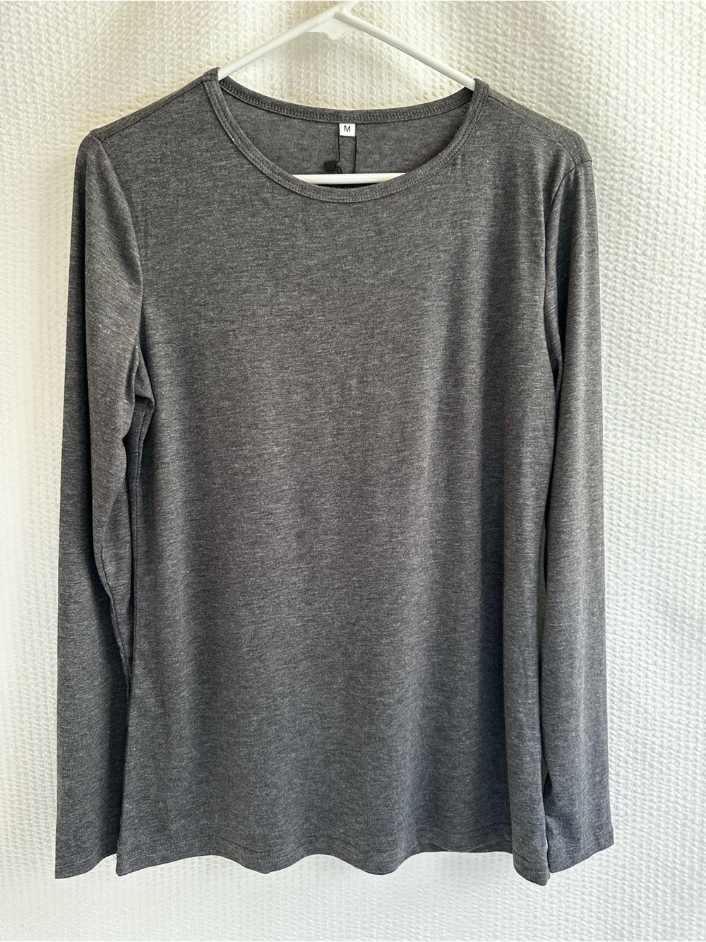 Huukay Women’s Charcoal Gray Casual Long Sleeve Crewneck Top Size: Medium NWT